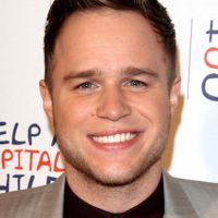 Charts UK : Bruno Mars et Rihanna se heurtent à Olly Murs