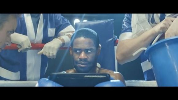 Pub : Tesco rend hommage aux strip-teaseurs de "Magic Mike"