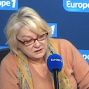 Balasko : "C'est peut-être la vodka gratuite qui a attiré Depardieu en Russie"