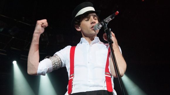 Mika à la Bastille pour le mariage gay