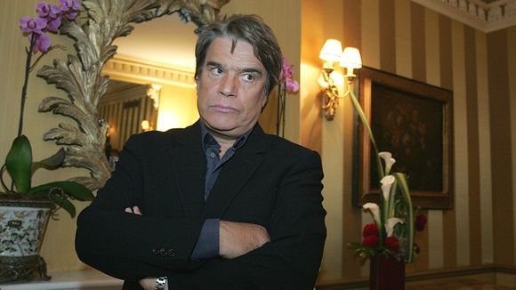 Bernard Tapie et le groupe Hersant Média prennent leurs distances