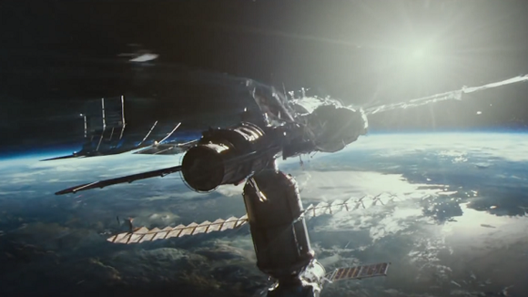 Bande-annonce : "Gravity", "meilleur film sur l'espace jamais réalisé" selon James Cameron