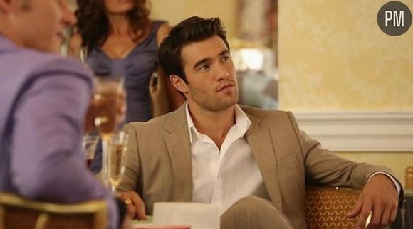 Josh Bowman veut quitter "Revenge"