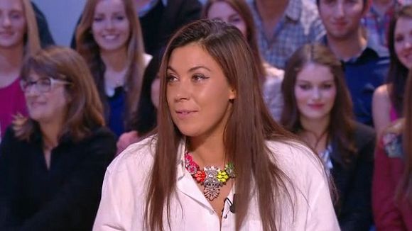 Marion Bartoli présente "Le Grand Journal de Canal+" à la place d'Antoine de Caunes