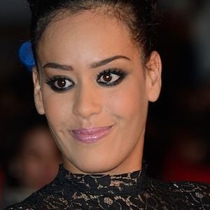 Amel Bent dans "Les Anges" ? Elle répond à Myriam Abel.