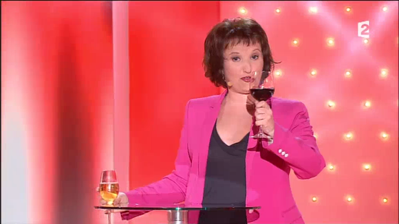 Le sketch d'Anne Roumanoff dans "Vivement dimanche".