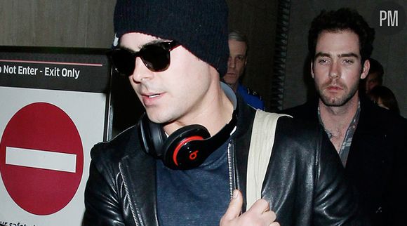 Les casques Beats, portés par de nombreuses stars. Ici Zac Efron.