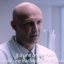 Bande-annonce : Frank Leboeuf est chirurgien dans "The Theory of Everything"