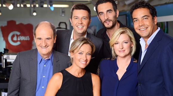 La nouvelle équipe de "C à vous", sur France 5.