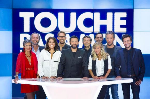 La nouvelle bande de "Touche pas à mon poste", sur D8.