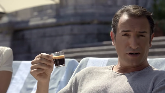 Premier teaser de la publicité Nespresso avec Jean Dujardin