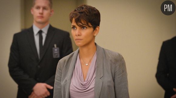 Cast modifié pour la saison 2 d'"Extant"