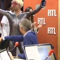 Bruno Guillon et les équipes de Fun Radio viennent perturber l'antenne de RTL