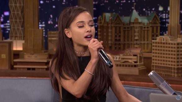 Bluffante, Ariana Grande imite Céline Dion chez Jimmy Fallon