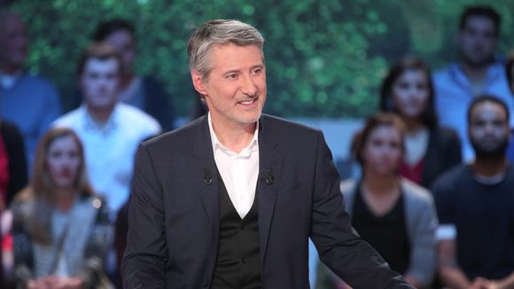 Canal+ : Antoine de Caunes annonce son retour à la rentrée