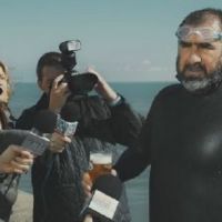 Pub : Eric Cantona traverse la Manche pour Kronenbourg