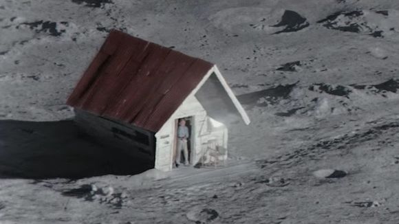 "L'homme sur la Lune" : John Lewis dévoile sa pub touchante pour Noël