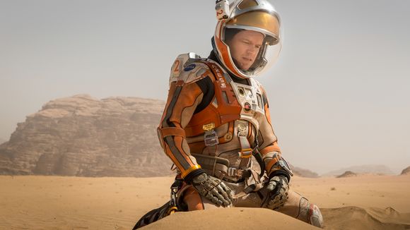 Box-office : "Seul sur Mars" détrône "Aladin", les nouveautés faibles