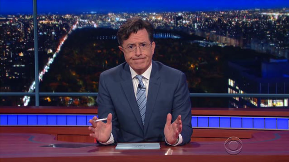 Attentats à Paris : Stephen Colbert évoque la tragédie à la fin de son late show