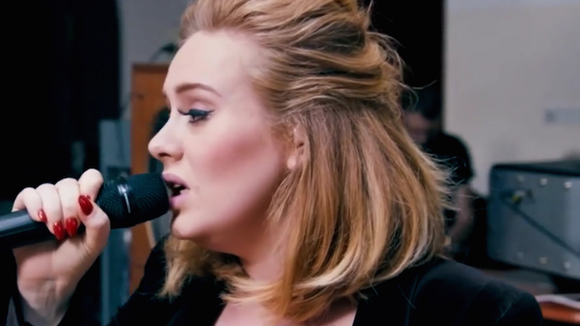 "When We Were Young" : Adele dévoile un long extrait d'un titre inédit