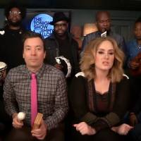 "The Tonight Show" : Adele chante avec Jimmy Fallon et The Roots