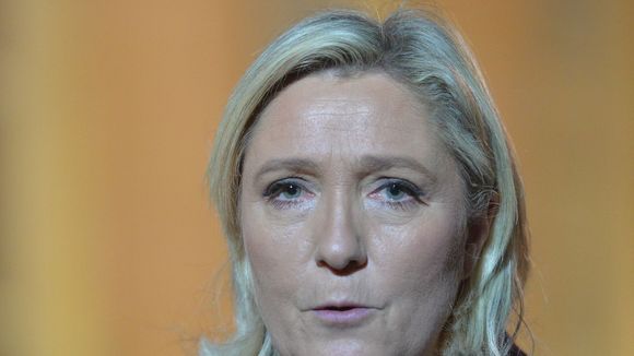 Agacée par sa Une, Marine Le Pen menace de supprimer les subventions de "La Voix du Nord"