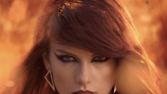 DJ Earworm : Adele, Taylor Swift, Bieber et Drake dans le mashup des tubes 2015