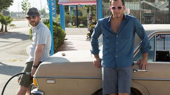 "Flaked" : Netflix renouvelle la série avec Will Arnett pour une saison 2