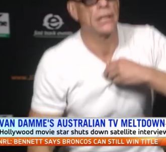 Jean-Claude Van Damme se lève en pleine interview