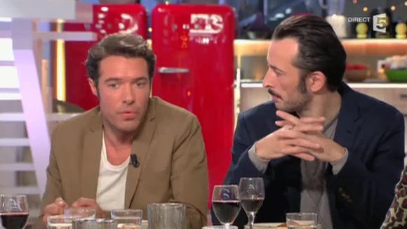 "C à vous" : Nicolas Bedos tacle Karine Le Marchand et "Une Ambition intime"