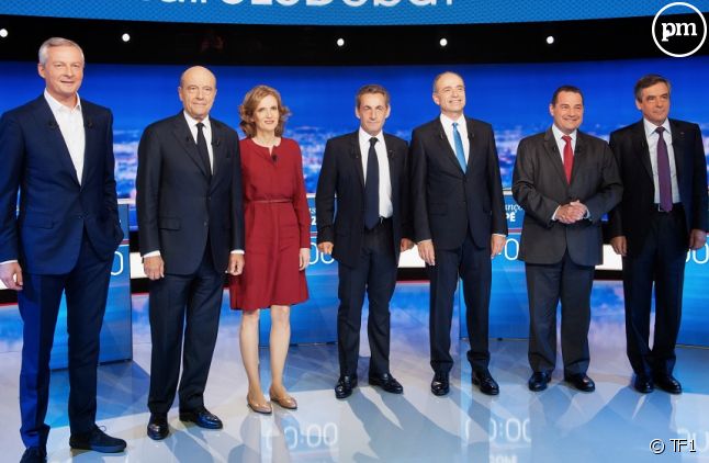 Les sept candidats lors du premier débat