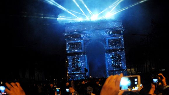 BFMTV et BFM Paris vont diffuser en direct le spectacle des Champs-Elysées le 31 décembre