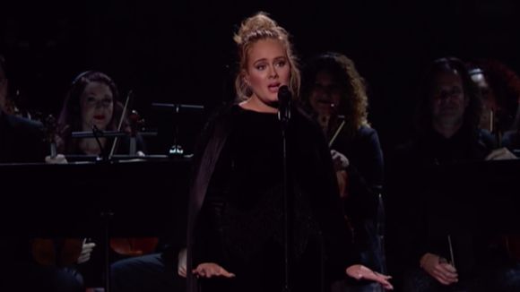 Adele reprend de zéro son hommage à George Michael aux Grammy Awards 2017