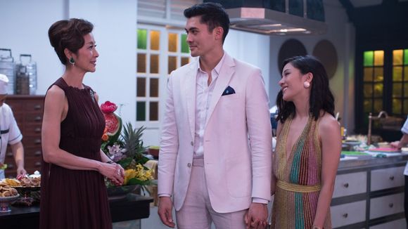 Box-office US : "Crazy Rich Asians" impressionnant leader, échec pour "Carnage chez les Puppets"