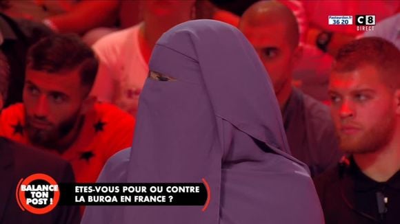 "Balance ton post" : Karim Zeribi très agacé face à une femme en burqa