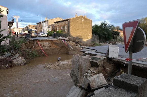 Les inondations dans l'Aude ont fait au moins 11 morts.