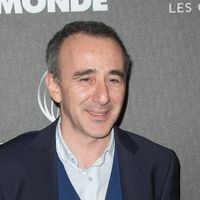 Elie Semoun flingue Christophe Dechavanne : "Je le trouvais tyrannique avec ses invités"