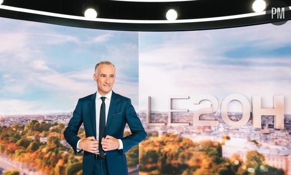 Gilles Bouleau sur le plateau du nouveau JT de TF1