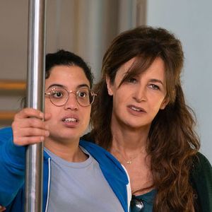 Melha Bedia et Valérie Lemercier dans "Forte"