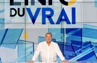 Yves Calvi dans "L'info du vrai" sur Canal+