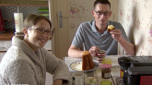 "L'amour est dans le pré" : Moment de gêne entre Hervé et sa prétendante après leur bruyante nuit