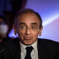 Eric Zemmour sur CNews : La chaîne info déprogramme en urgence "Elysée 2022 : Demandez le programme"