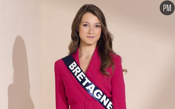 Enora Moal, Miss Bretagne 2022, candidate au titre de "Miss France 2023".