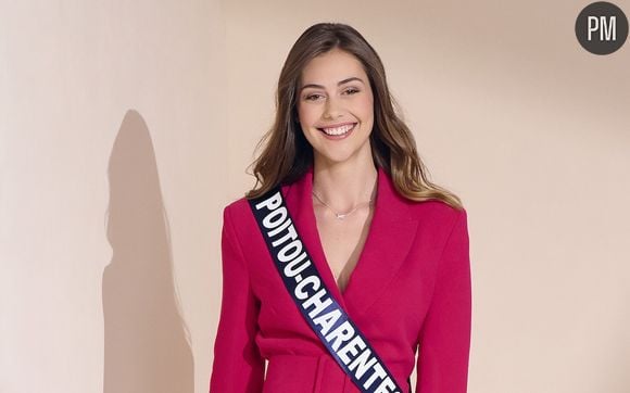 Marine Paulias, Miss Poitou-Charentes 2022, candidate au titre de "Miss France 2023".