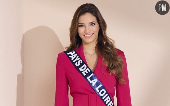 Emma Guibert, Miss Pays de la Loire 2022, candidate au titre de Miss France 2023.