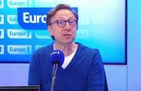 Stéphane Bern raconte "la réunion de crise" après le doigt d'honneur de La Zarra à l'Eurovision