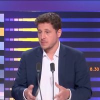 "Vous étiez sur Europe 1" : Julien Bayou déstabilisé sur Franceinfo après une question sur un éventuel boycott du "JDD"