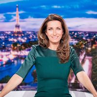 Audiences access 20h : Anne-Claire Coudray creuse l'écart, Cyril Hanouna remporte le match des talks