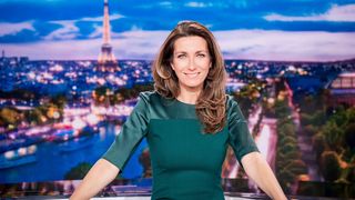 Audiences access 20h : Anne-Claire Coudray creuse l'écart, Cyril Hanouna remporte le match des talks