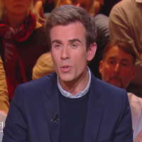 "Lors du débat de l'entre-deux tours, Marine Le Pen passait son temps à engueuler ses colistiers" : Les confidences de Jean-Baptiste Marteau dans "Quelle époque!"